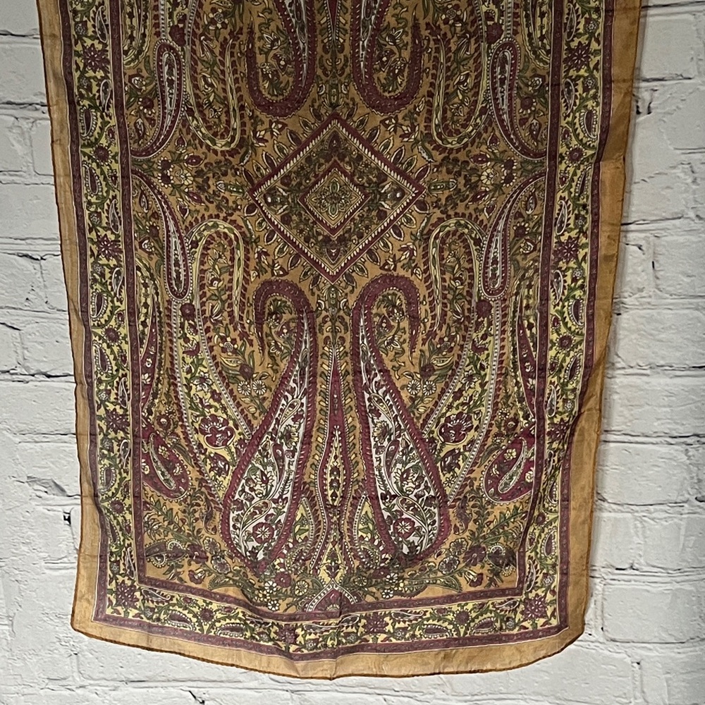 Paisley Patterned 100% silk Afghan Scarf - Picture 4 of 4